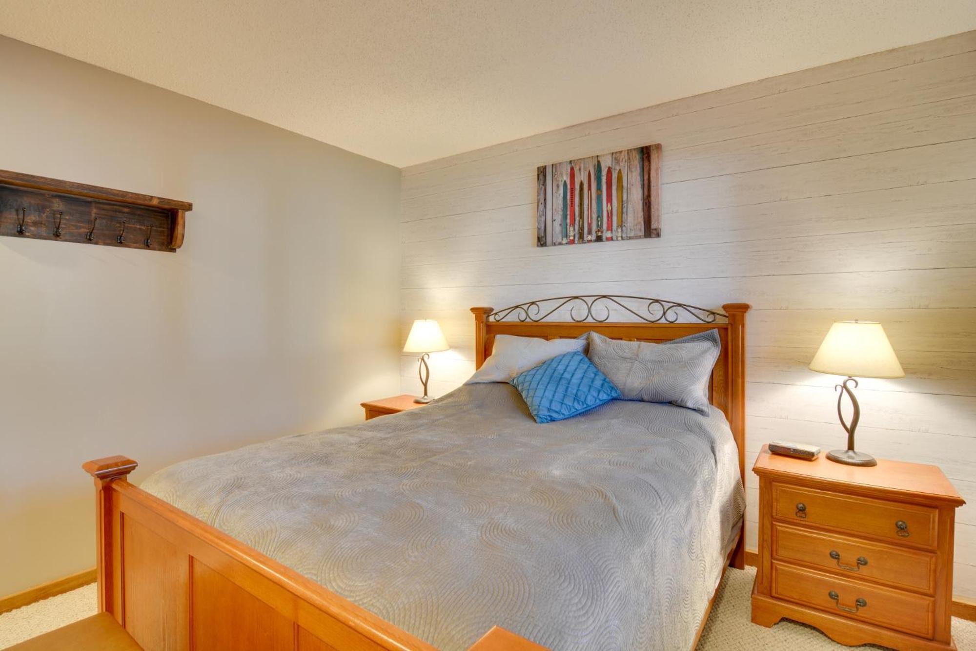 Mancelona Mountain Condo - Walk To Golf And Ski! Exterior photo
